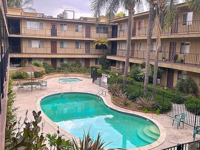 property at 8505 Columbus Ave