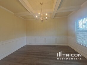 5010 Tower View Trail in Snellville, GA - Foto de edificio - Building Photo