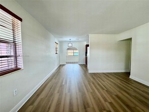 1351 W 34th St in Hialeah, FL - Building Photo - Building Photo