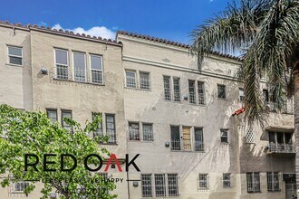706 N St Andrews Pl in Los Angeles, CA - Building Photo - Building Photo