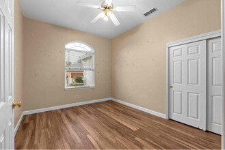 1570 Rue Francais in Chico, CA - Building Photo - Building Photo