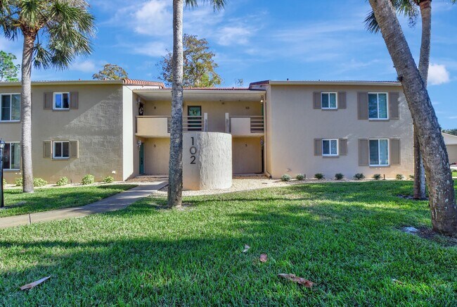 102 Bob White Ct, Unit 5 in Daytona Beach, FL - Building Photo - Building Photo