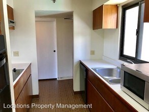 583 Kamoku St-Unit -#DH1101 in Honolulu, HI - Building Photo - Building Photo