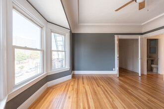 Bay Street (12/24) in San Francisco, CA - Building Photo - Interior Photo