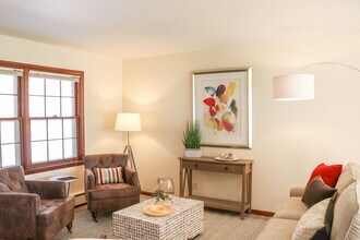 1913 Douglas Ave in Ames, IA - Building Photo - Building Photo