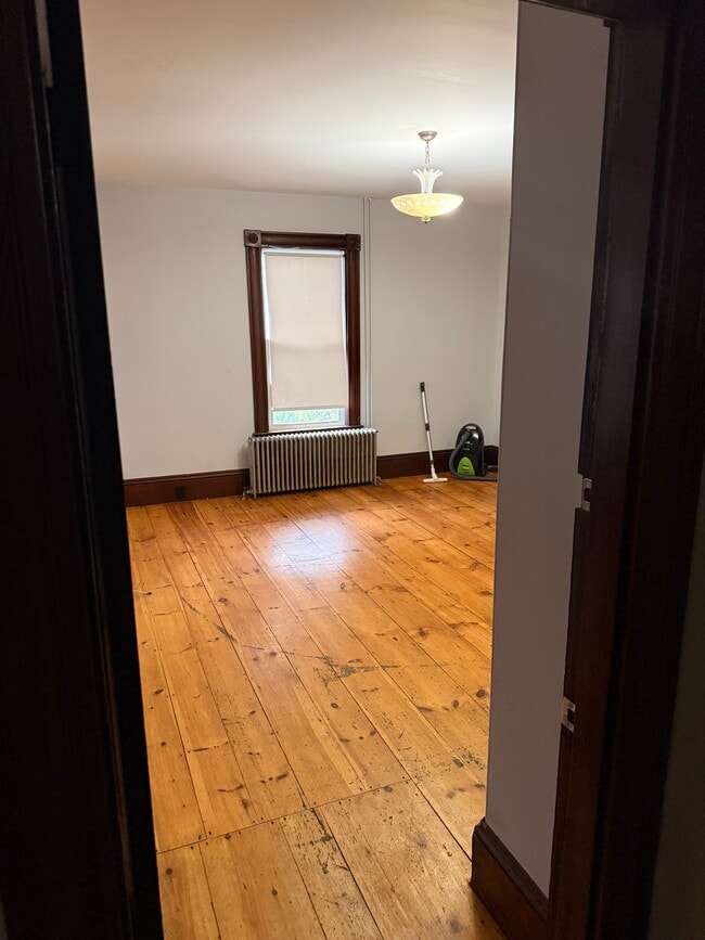 15 Hayden St, Unit #1 in Marlborough, MA - Building Photo - Building Photo