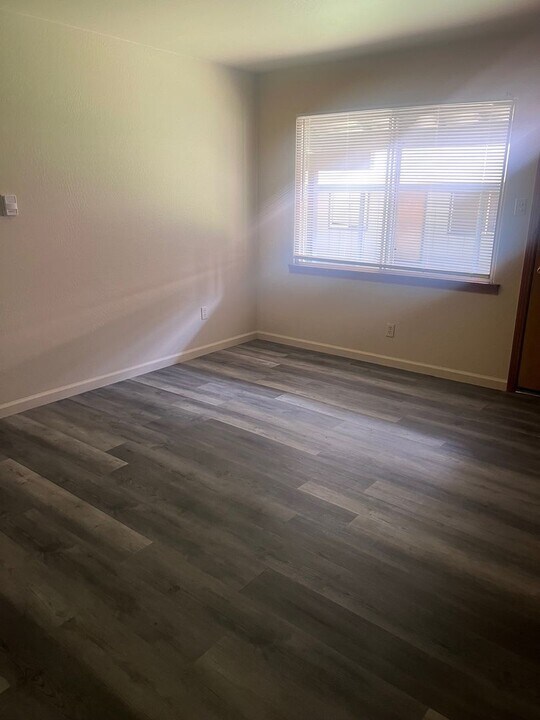 2165 Jean Ave in South Lake Tahoe, CA - Building Photo