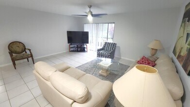 171 Deer Creek Blvd in Deerfield Beach, FL - Building Photo - Building Photo