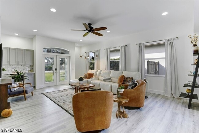 property at 10842 Vanderbilt Dr