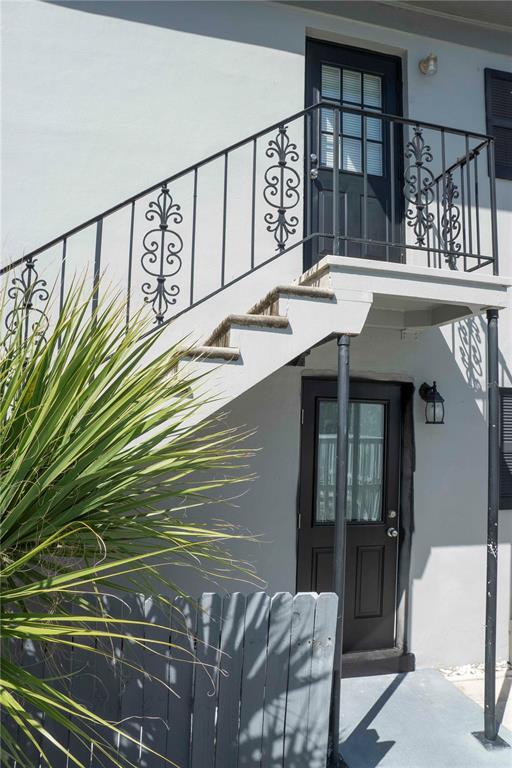 6940 Sunset Dr S in South Pasadena, FL - Building Photo - Building Photo