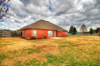 176 Timber Oak Rd in Huntsville, AL - Building Photo - Building Photo