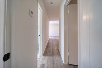 926 Manhattan Beach Blvd in Manhattan Beach, CA - Building Photo - Building Photo