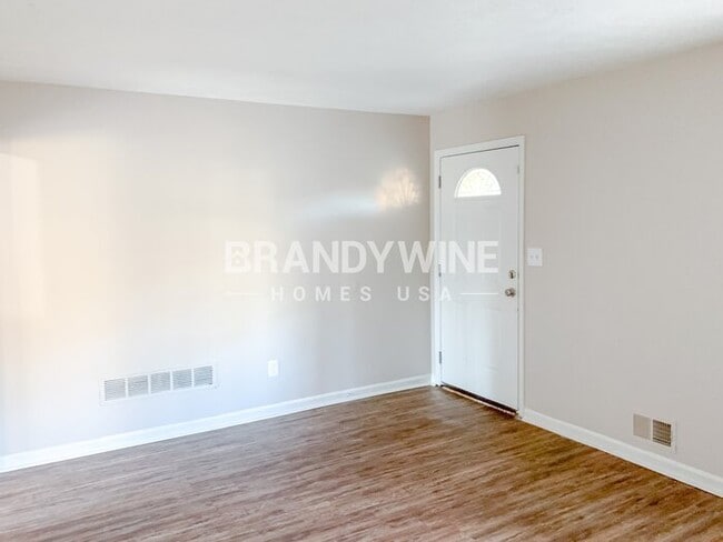 2750 Foxlair Trail in College Park, GA - Building Photo - Building Photo