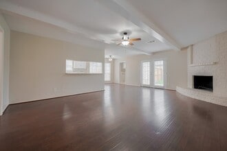 8119 La Roche Ln in Houston, TX - Building Photo - Building Photo
