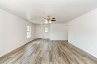 1886 Brushy Cedar Ct photo'