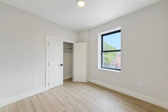 103 Bostwick Ave in Jersey City, NJ - Building Photo - Building Photo
