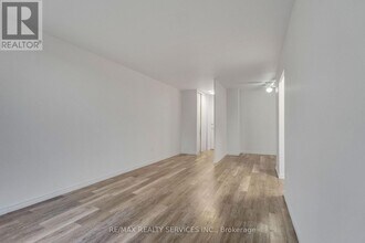 223 Jackson St W in Hamilton, ON - Building Photo - Building Photo