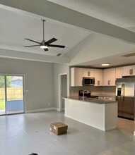 4964 Dover Cir in Orlando, FL - Building Photo - Building Photo