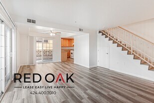 319 S Westlake Ave in Los Angeles, CA - Building Photo