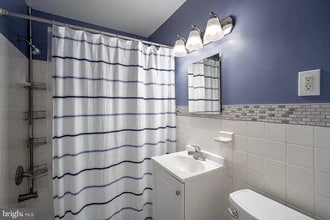 10684 Weymouth St, Unit 103 in Bethesda, MD - Building Photo - Building Photo