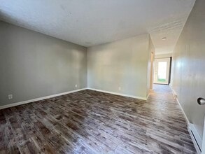 208 Forest Ln in Richwood, OH - Building Photo - Building Photo