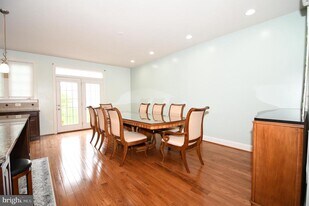 14823 Wootton Manor Ct in Rockville, MD - Building Photo
