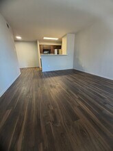 10001 Westpark Dr in Houston, TX - Building Photo - Building Photo