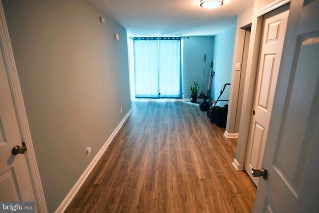 property at 1420 Chestnut Ave