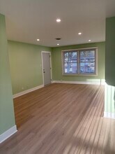 235 Washington Square in Elk Grove Village, IL - Building Photo - Building Photo