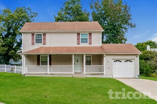 7604 Fox Hunt Ct in Clinton, MD - Building Photo