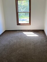 709 N Maple St in Cambria, IL - Building Photo - Building Photo