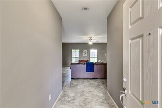 5102 Screaming Eagle Cir in Killeen, TX - Building Photo - Building Photo