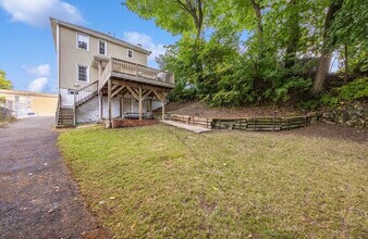 204 Elliott Ave in Waterbury, CT - Building Photo - Building Photo