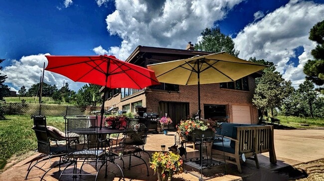 property at 34 Lookout Mountain Cir