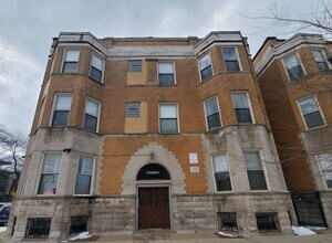 4858 S Prairie Ave in Chicago, IL - Building Photo - Building Photo