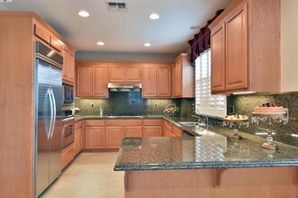 35 Belize Ct in Tracy, CA - Building Photo - Building Photo