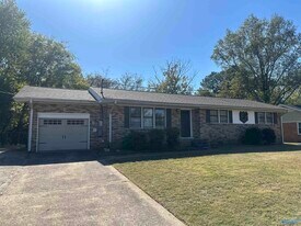 4109 Nelson Dr NW in Huntsville, AL - Building Photo