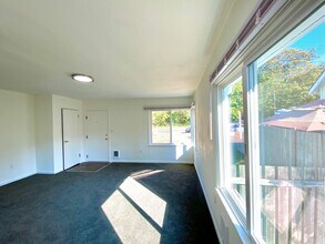 3502-3504 E B St in Tacoma, WA - Building Photo - Building Photo