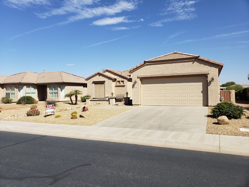 3818 E Hazeltine Way in Chandler, AZ - Building Photo