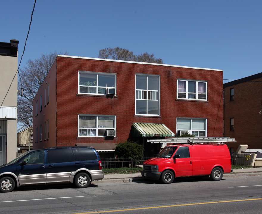 1061 Weston Rd in Toronto, ON - Building Photo