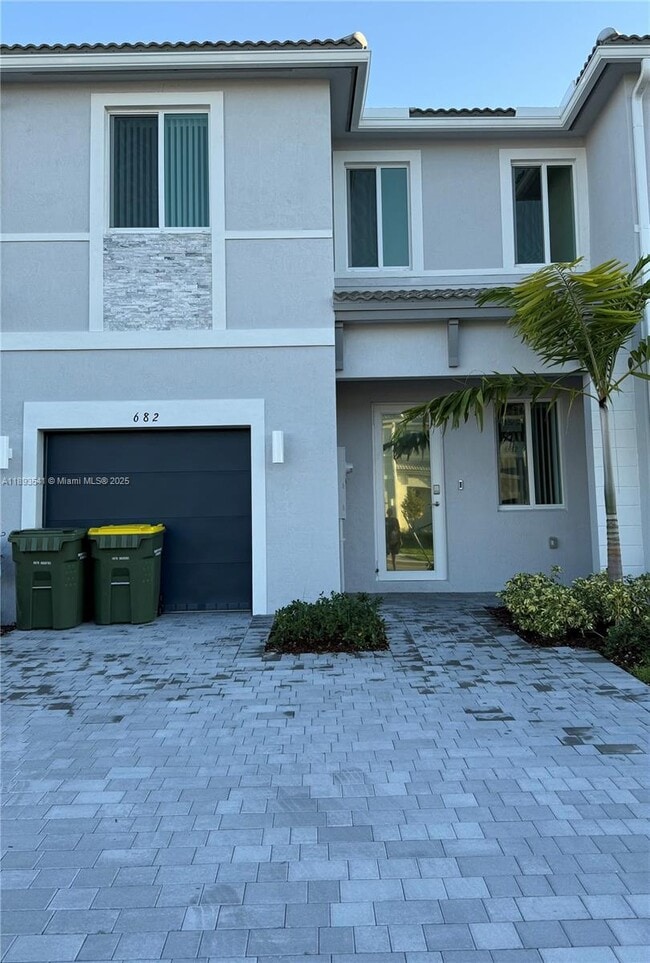 property at 682 SE 14th St