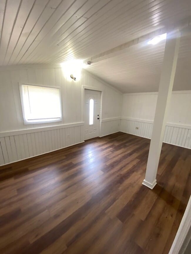 5132 Rinker Rd in Kansas City, MO - Building Photo - Building Photo