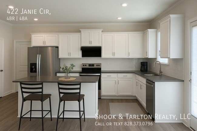 property at 422 Janie Lp