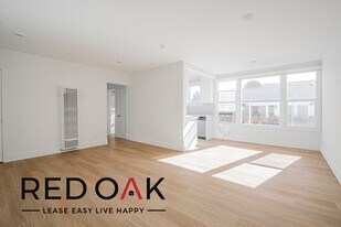 1000 N Curson Ave in West Hollywood, CA - Building Photo