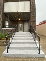 1375 Ouellette Av in Windsor, ON - Building Photo