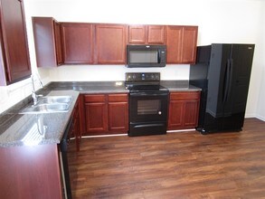 147 Biscayne Terrace in Hampton, GA - Building Photo - Building Photo
