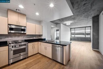 311 2nd St in Oakland, CA - Building Photo - Building Photo