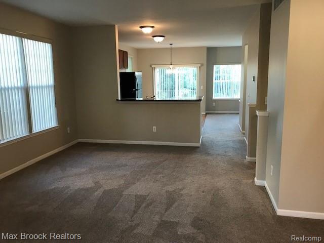 12110 Egret Ln in Walled Lake, MI - Building Photo - Building Photo