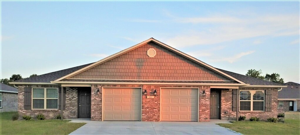 StoneRidge Duplexes of Siloam Springs in Siloam Springs, AR - Foto de edificio