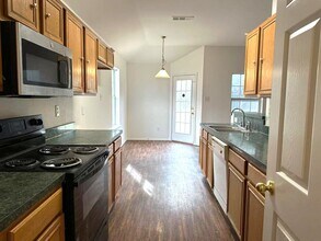 5435 Dove Dr in Dallas, TX - Building Photo - Building Photo